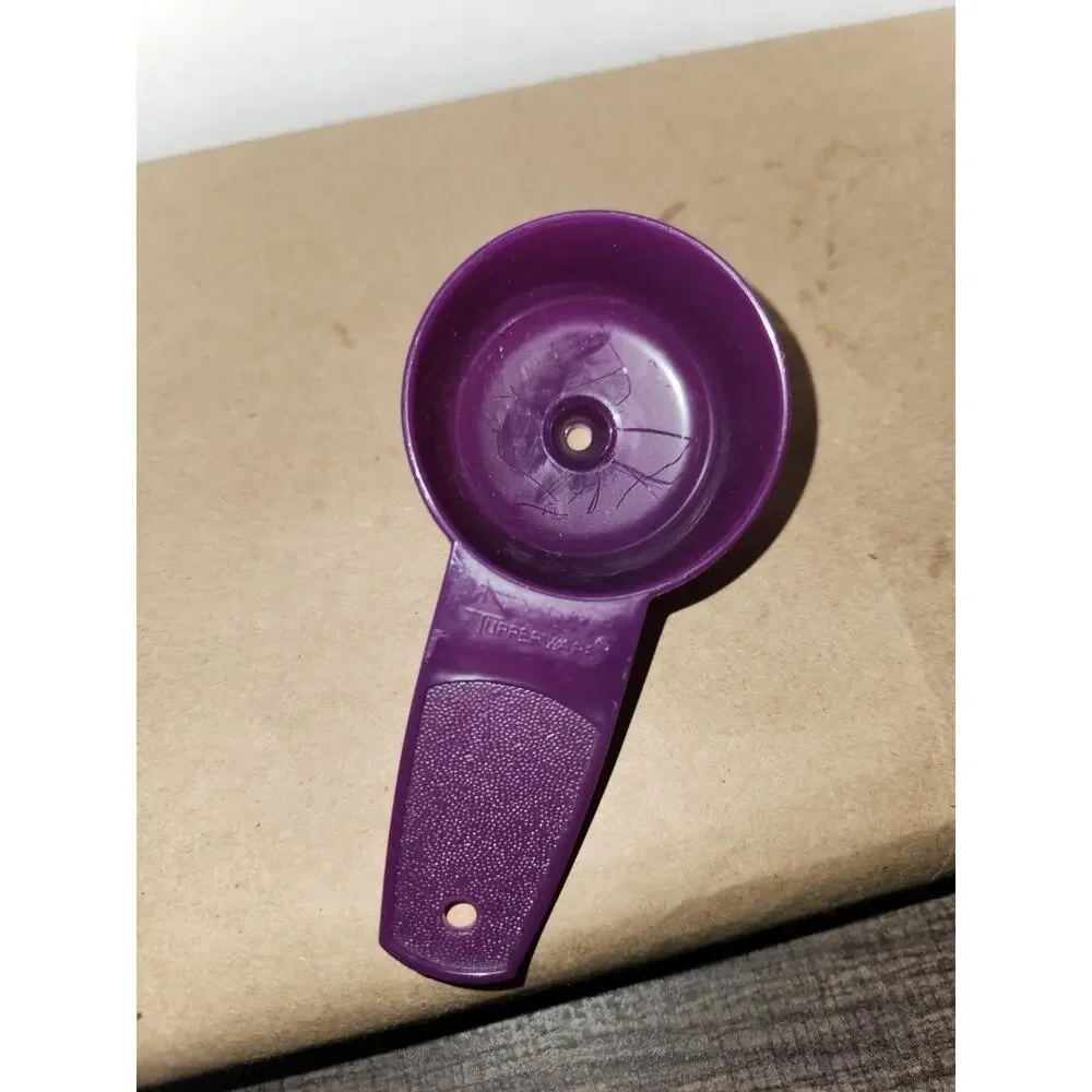 Vintage Tupperware Mini Funnel Purple #877 Spice Salt Pepper Shaker Fill Tool